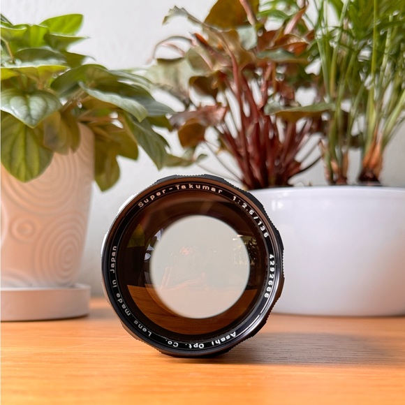 Asahi Pentax Super Takumar 135mm f/2.5 Telephoto Lens - Vintage Classic - Picture 2 of 8